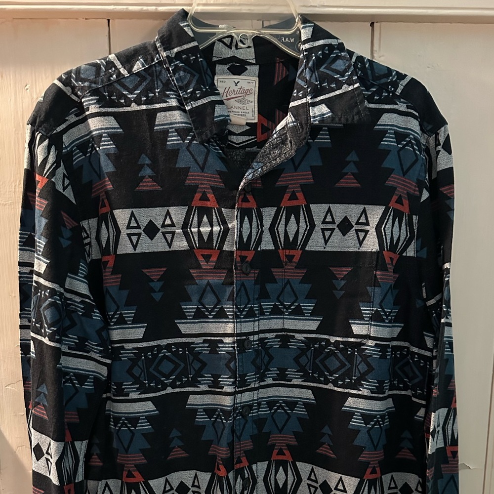 Long sleeve button down from American Eagle Heritage collection, never worn.